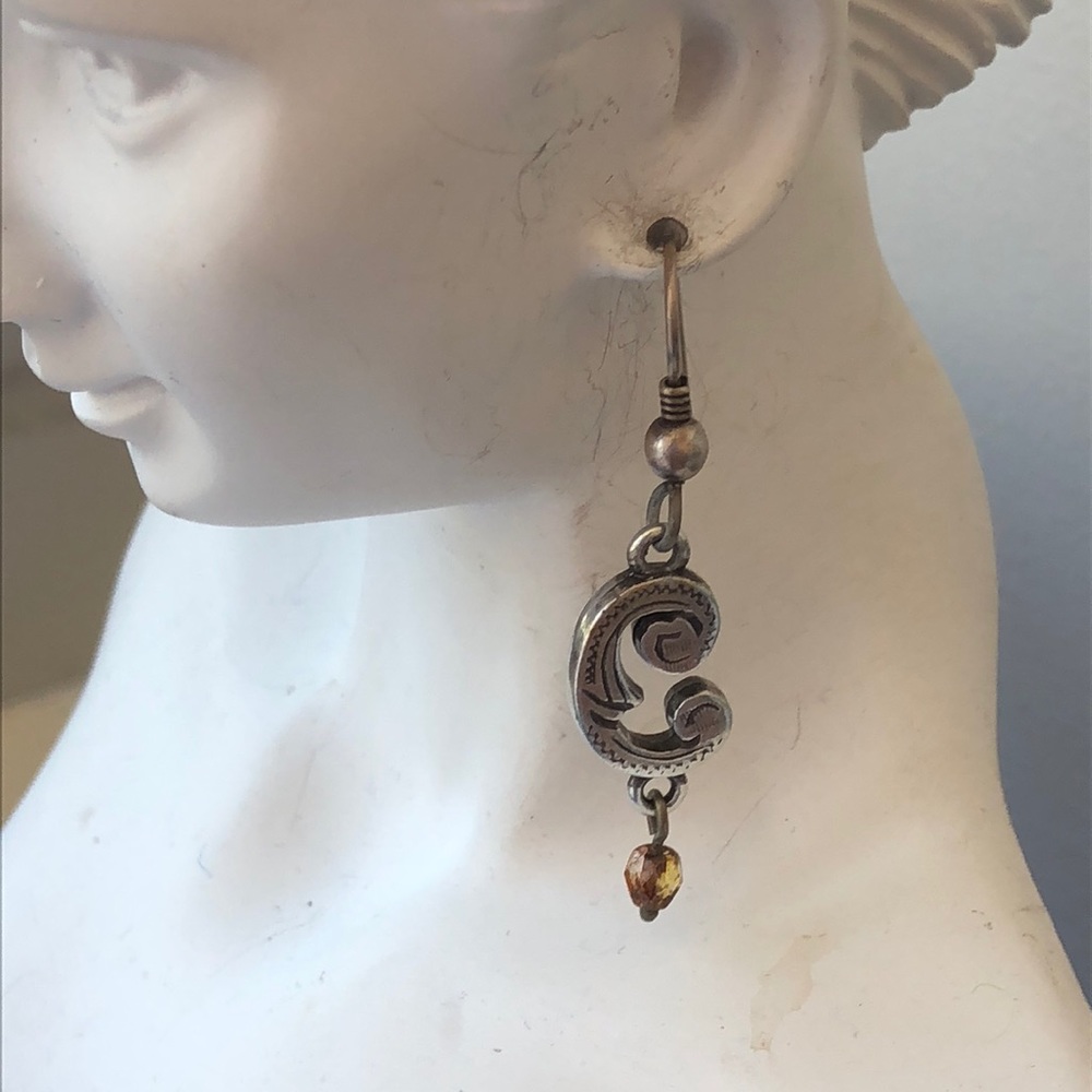 Cute Silver Dangle Earrings Scroll Work - image 2